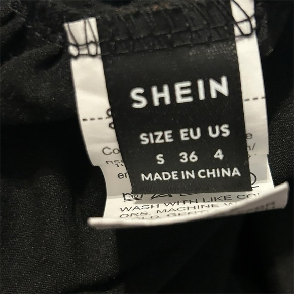 Shein‎ Black Halter Top Sleeveless Ruched Criss Cross Keyhole Sexy Tank - Picture 3 of 5